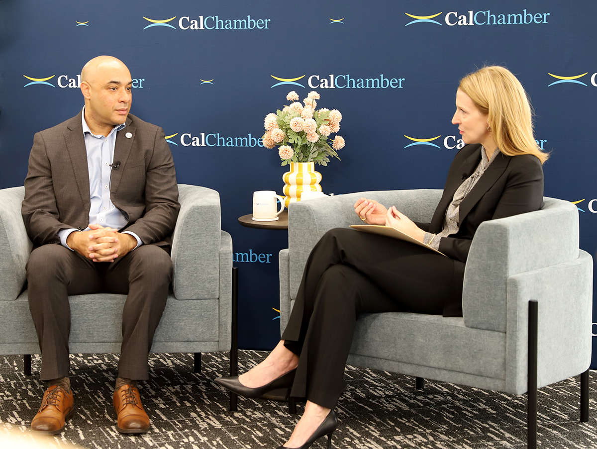 Joe Stephenshaw, Jennifer Barrera