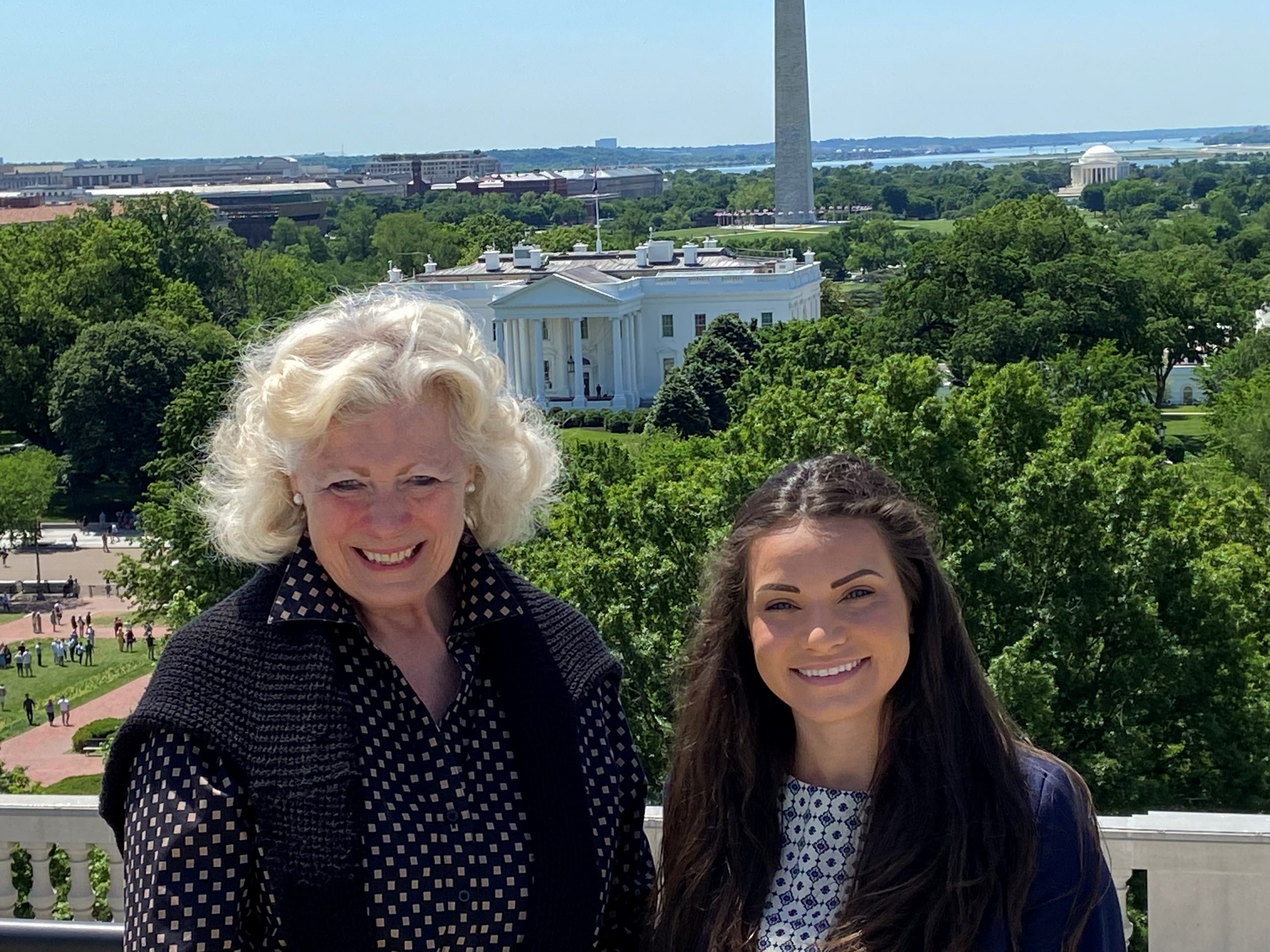 Susanne Stirling, Nikki Ellis, in D.C. for the National Association of District Export Councils annual export conference